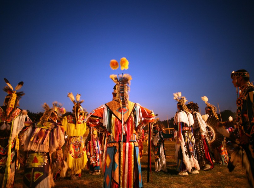 first-nations-white-privilege-the-red-struggle3