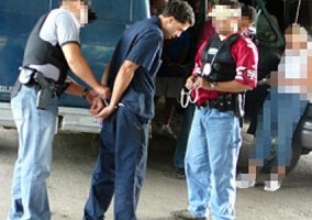 white-man-arrested (1)