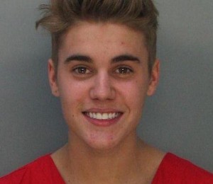 justin-bieber-arrested (1)