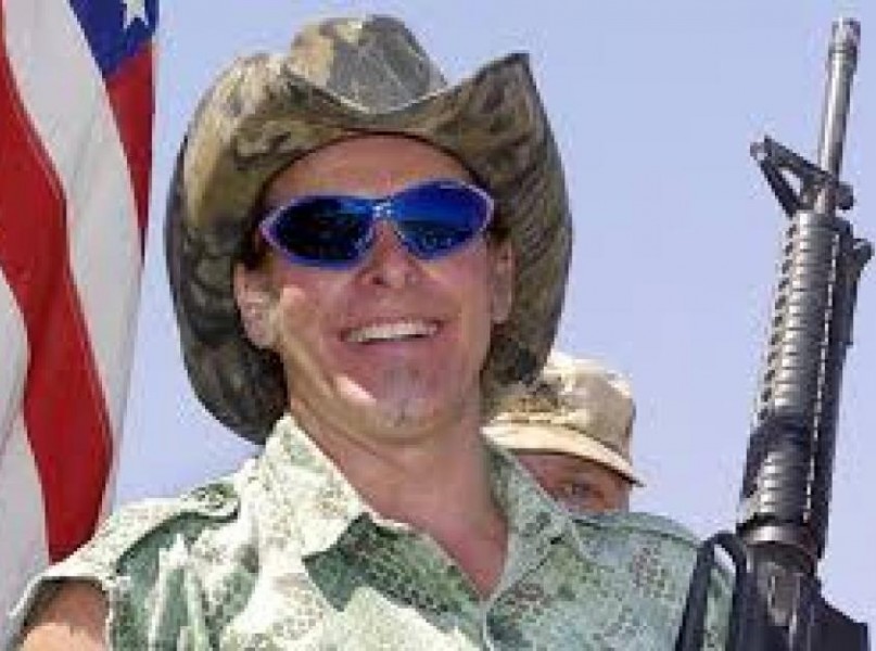 ted-nugent-gun (1)