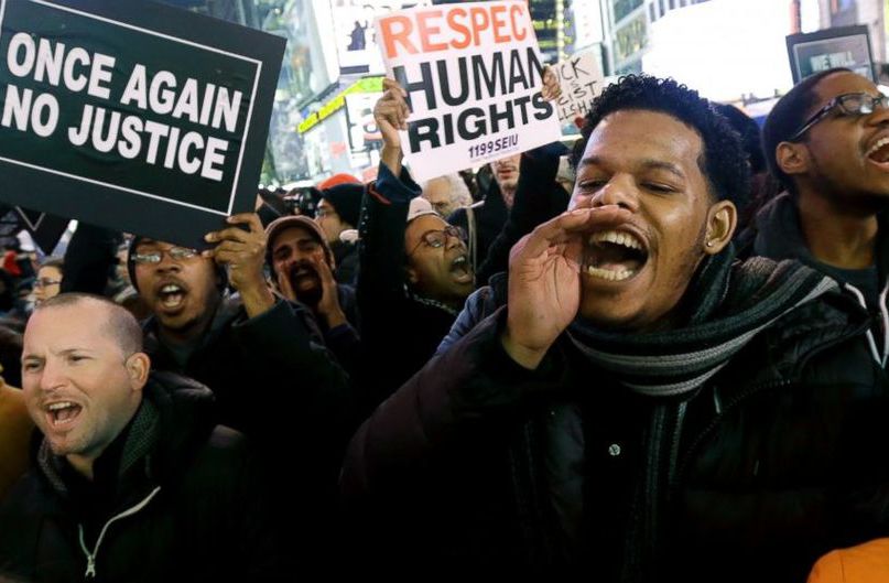 eric-garner-cops-feat_940x