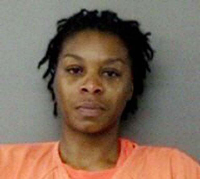 sandra-bland-mugshot-suicide_1_640x