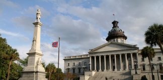 sc_statehouse_confederate_flag
